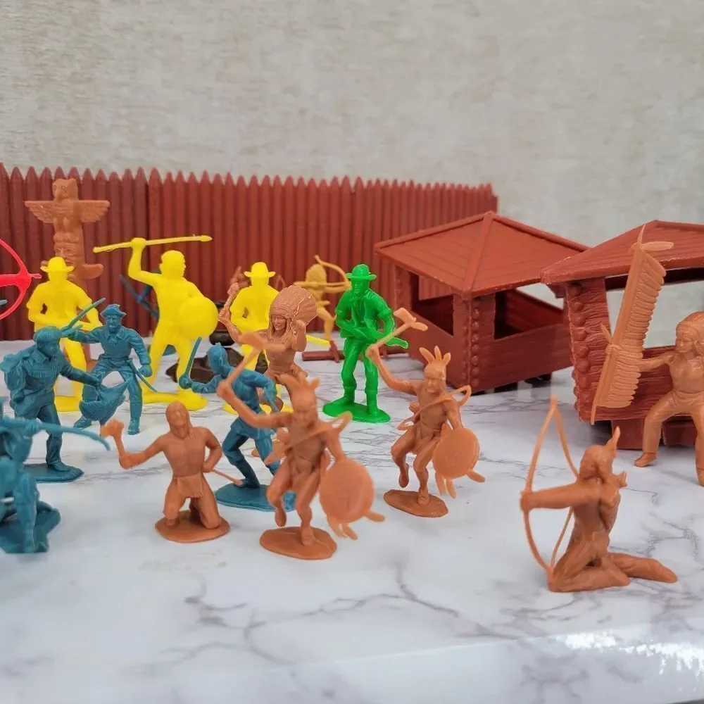 MARX Toys Vintage Apache Western Fort Playset with Brown Blue Red Figures